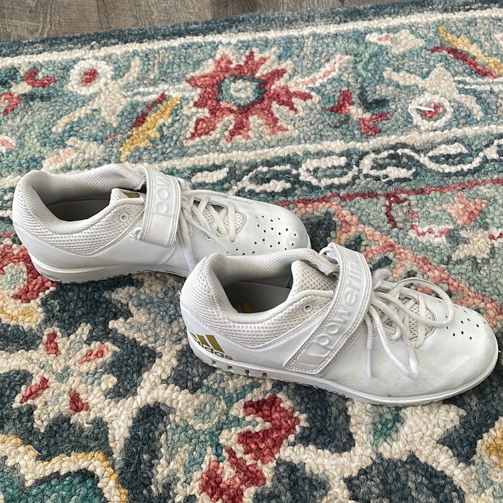 Adidas powerlift